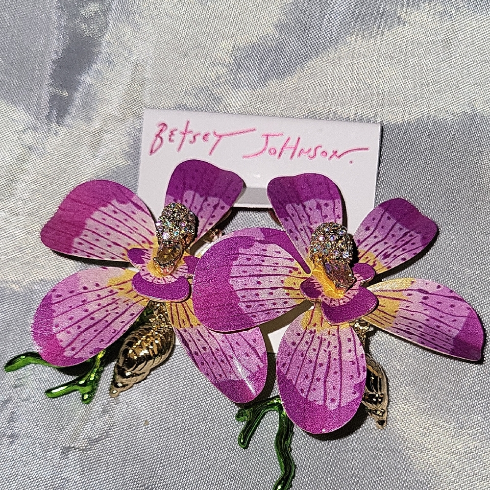 Purple Orchid  W Coral and Shell Stud Earrings